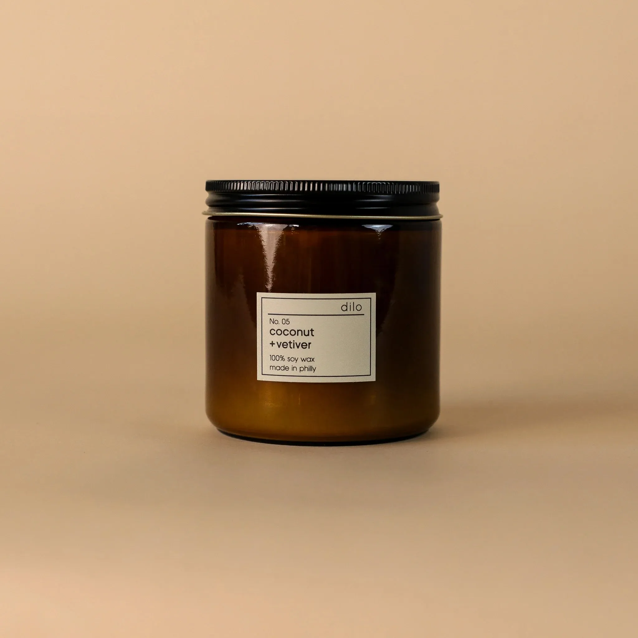 Dilo Coconut   Vetiver Candle