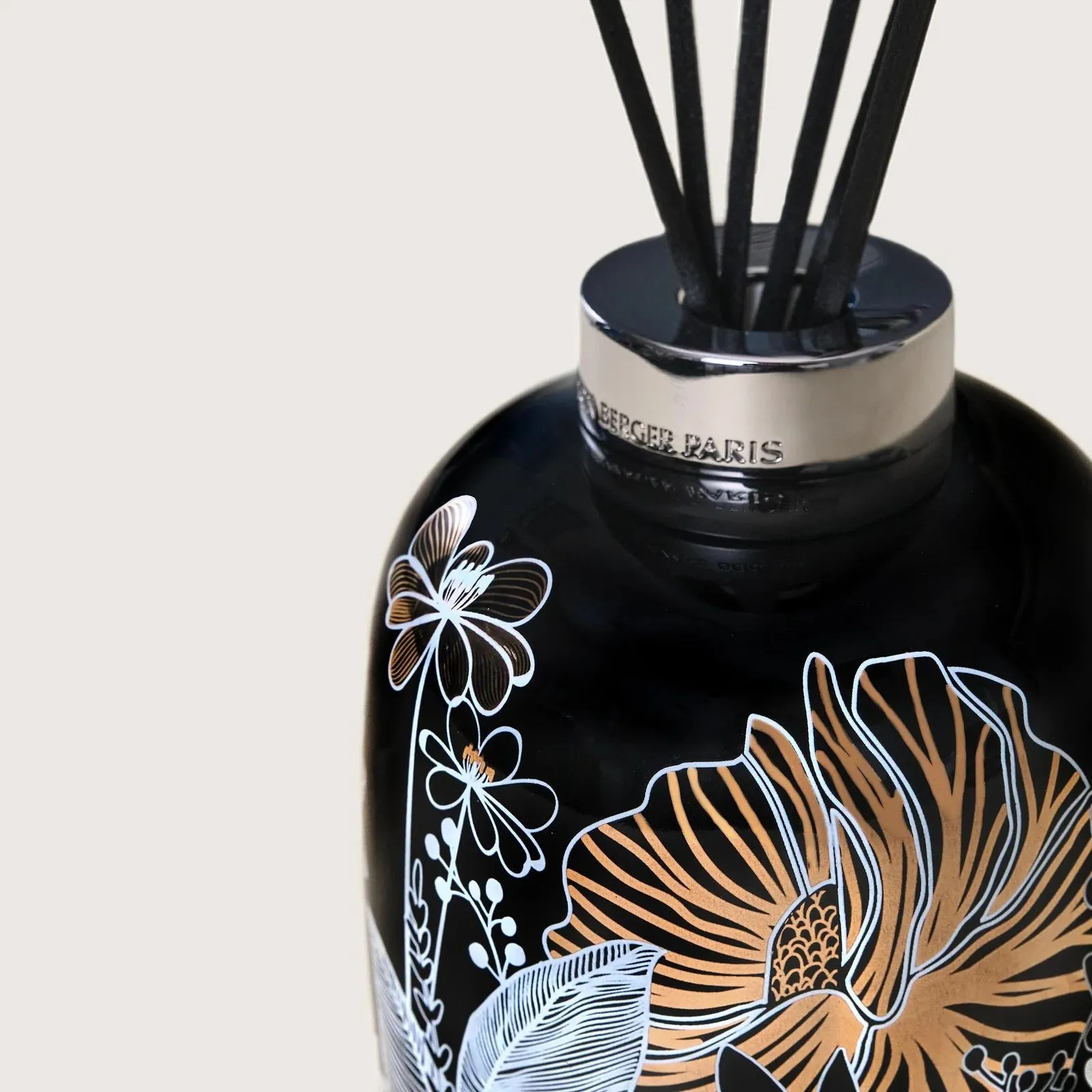 Maison Berger Bouquet - Black Porcelain Vegetable Bouquet