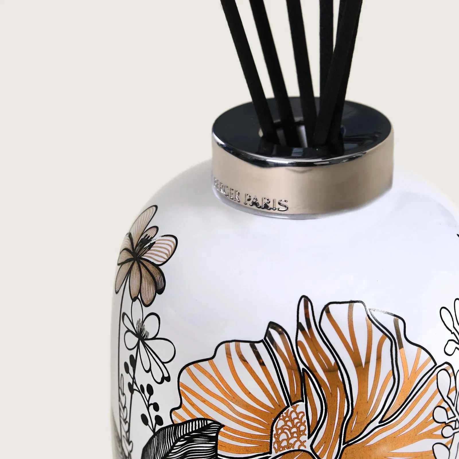 Maison Berger Bouquet - White Porcelain Vegetable Bouquet