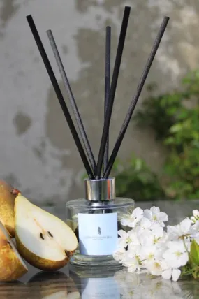 White Tea and English Pear Luxury Room Diffuser